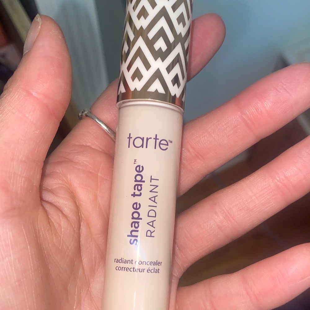tarte Radiant Shape Tape Concealer - Light Beige